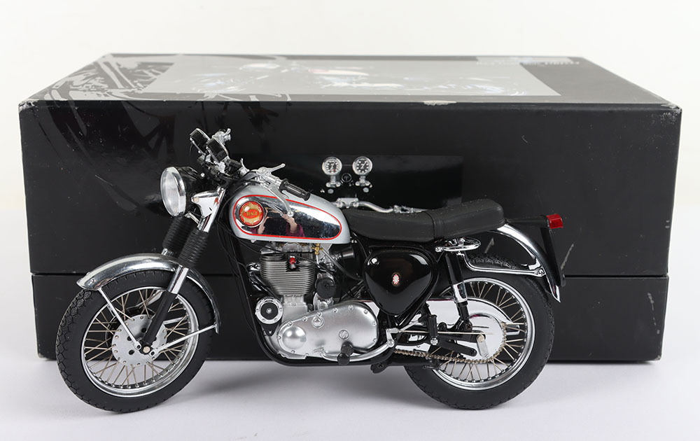 Minichamps Classic Bikes Series No.9 BSA Gold Star DBD34