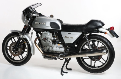 Moto Guzzi Monza 750 Motorcycle.Registration no. RMH 121Y.Frame no.PE 11882. Engine no.23127. - 25