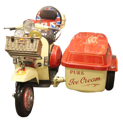 Vespa Piaggo T-5 125 Ice Cream Vendors Scooter Combination.Registration no. P358 H0V.Frame no. VNX5T39005.Engine no. VNX5M46953 - 23