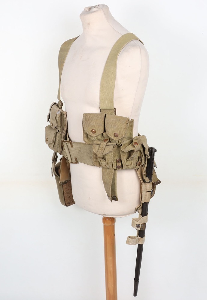 08 Pattern Webbing WW1 British 08 Pattern Webbing Set with 1907 Bayonet