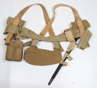 WW1 British 08 Pattern Webbing Set with 1907 Bayonet - 4