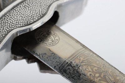 Scarce WW2 German Luftwaffe 2nd Pattern Officers Dress Dagger with Double Etched Blade by Carl Eickhorn, Solingen - 36