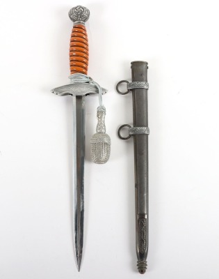 WW2 German Luftwaffe 2nd Pattern Officers Dress Dagger with Engraved Rear Cross Guard by Alcoso, Solingen - 3