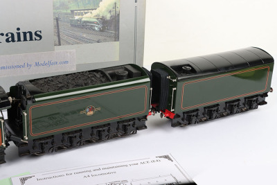 ACE Trains 0 gauge limited edition of 50 A4 4-6-2 ‘Bittern’ locomotive and tenders - 3