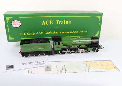 ACE Trains E/7/2 0 gauge 4-6-0 Castle class ‘Banbury Castle’ locomotive and tender - 5