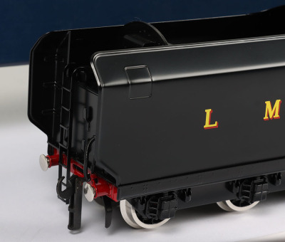 ACE Trains E12 0 gauge 4-6-2 Coronation class ‘City of Liverpool’ locomotive and tender - 6