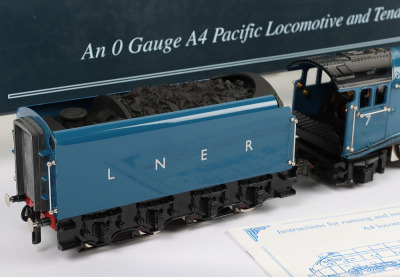 ACE Trains E/4 0 gauge 4-6-2 A4 class ‘Sir Nigel Gresley’ locomotive and tender - 5