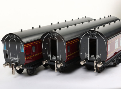 ACE Trains 0 gauge three LMS Passenger corridor coaches - 3