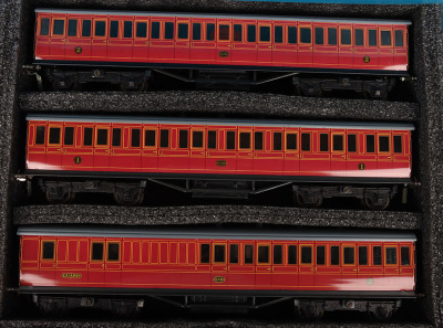 ACE Trains 0 gauge NZR C/1 three coach set - 2