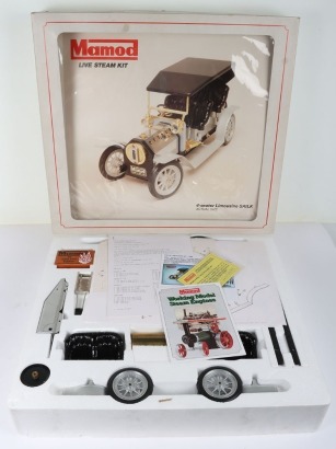 A boxed Mamod self-assembly kit 1407 4-Seater steam Limousine SA1LK, 1990