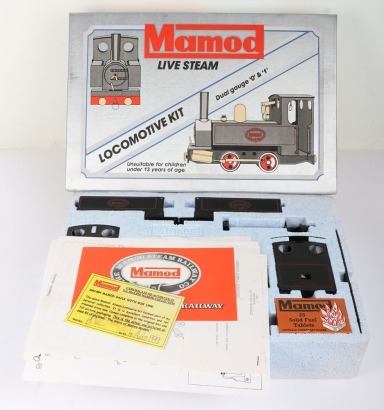 A Boxed Mamod self-assembly kit dual gauge steam Locomotive SLK1, 1990