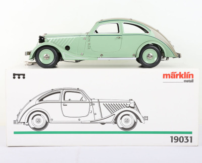 Boxed Marklin recent issue 19031 tinplate clockwork Two-Door Sedan - 2