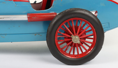 Scarce 1930’s CIJ (France) Alfa Romeo P2 Clockwork Racing Car with front headlamps - 14