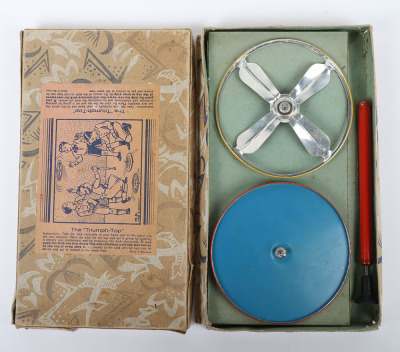 Boxed tinplate spinning tops The &lsquo;Triumph-Top&rsquo;, M.N of Germany 1920s - 4