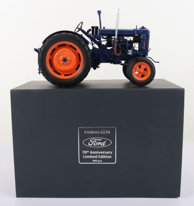 Universal Hobbies Fordson E27N Tractor