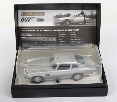 Scalextric James Bond Aston Martin DB6 - 3