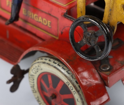 A Distler tinplate clockwork Fire Engine J.D.1614, German circa 1930 - 7