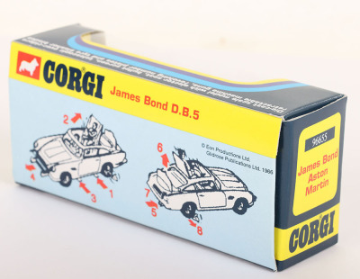 Corgi Toys James Bond Aston Martin D.B.5 1995 re-issue of 270 - 4
