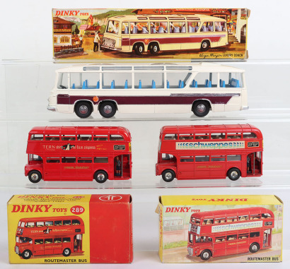 Dinky 952 Vega Major Luxury Coach