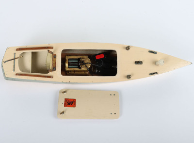 Scarce boxed Bing (British) &lsquo;Beauty of Britain I&rsquo; live steam Speed Boat, 1930s - 3