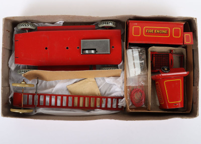 Boxed Chad Valley Ubilda clockwork Fire Engine, English circa 1948 - 2