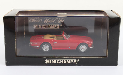 Minichamps Triumph TR6,1968 in red