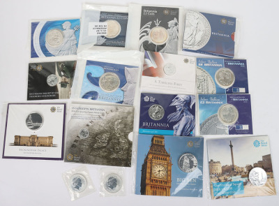 Various Silver coins including 9xBritannia coins, A Trafalgar, Big Ben and Buckingham Palace £100 .999 silver coins, with a 2015 £20 Churchill coin and Quarter ounce silver Britannia