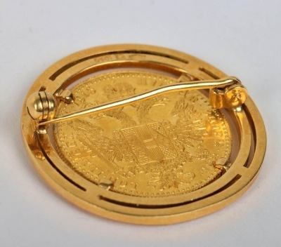 A gold Ducat 1915 (restrike), in 18ct gold mount - 3