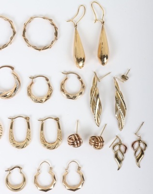 Various sets of 9ct gold earrings - 3