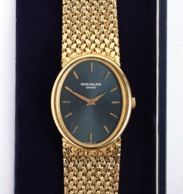 A Patek Philippe, Ellipse 18ct ladies wristwatch, Ref: 4225/001, circa 1980