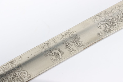 US NON-REGULATION CW OFFICERS SWORD - 17