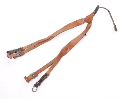 WEHRMACHT MESS KIT & COMBAT BLACK LEATHER &ldquo;Y&rdquo; STRAPS - 10