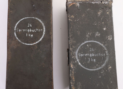 2 WW2 GERMAN WEHRMACHT METAL BOXES - 3