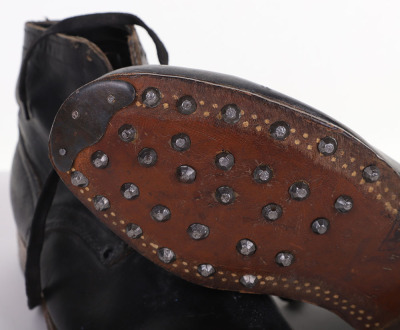 WW2 GERMAN WEHRMACHT LOW QUARTER COMBAT BOOTS, BLACK LEATHER W/ HOBNAILS - 6
