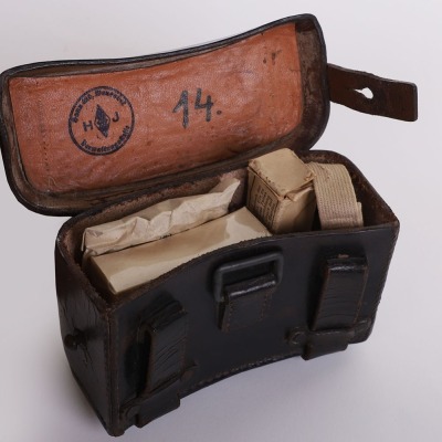 HITLER YOUTH MEDICS POUCH - 4