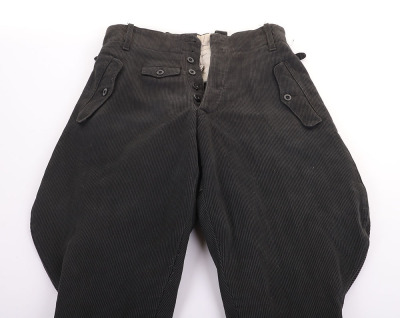 HITLER YOUTH COMPLETE UNIFORM - 15