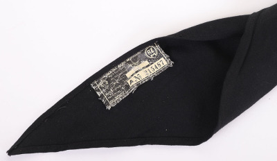 HITLER YOUTH COMPLETE UNIFORM - 19