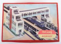 Tri-ang Hornby H0/00 scarce R.589 Ultra Modern Station construction set