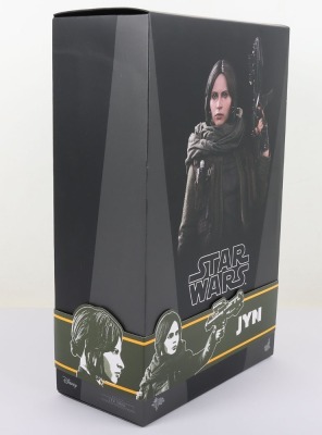 Star Wars Hot Toys Jyn Erso Action Figure - 6