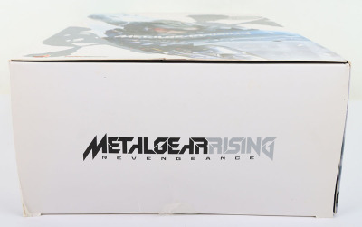 Metal Gear Rising Revengeance Hot Toys VideoGame Masterpiece - 4