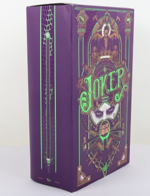 Suicide Squad The Joker Purple Coat Hot Toys Action Figure - 2