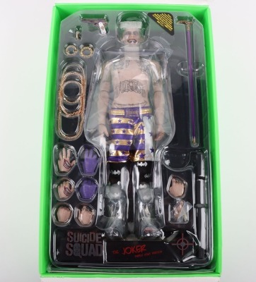 Suicide Squad The Joker Purple Coat Hot Toys Action Figure - 4