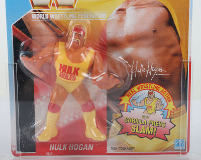 UKG Graded 80 Hulk Hogan series 1 WWF Wrestling figure by Hasbro - 4