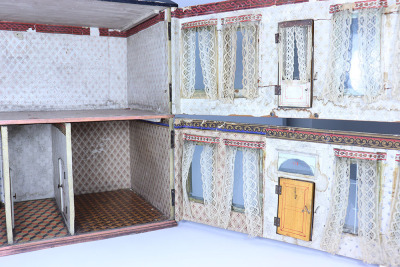 A nice all original Christian Hacker painted wooden Dolls House, German 1890s - 3