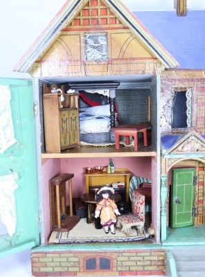 A good Moritz Gottschalk model 3582 blue roof Dolls House, German circa 1902, - 4