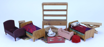 Collection of wooden Dolls House furniture, 1920s/30s, - 2