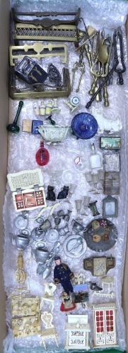 Collection of various Dolls House miniatures, 19th & 20th century,