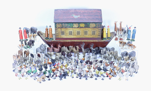 Extremely fine early painted wooden Erzgebirge Noah’s Ark with animals and family, German mid 19th century,