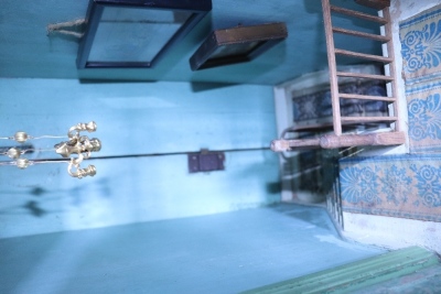 A large and impressive early English Georgian dolls house, 1803, - 12