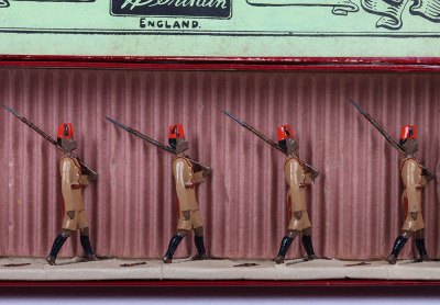 Britains set 225, Kings African Rifles - 3